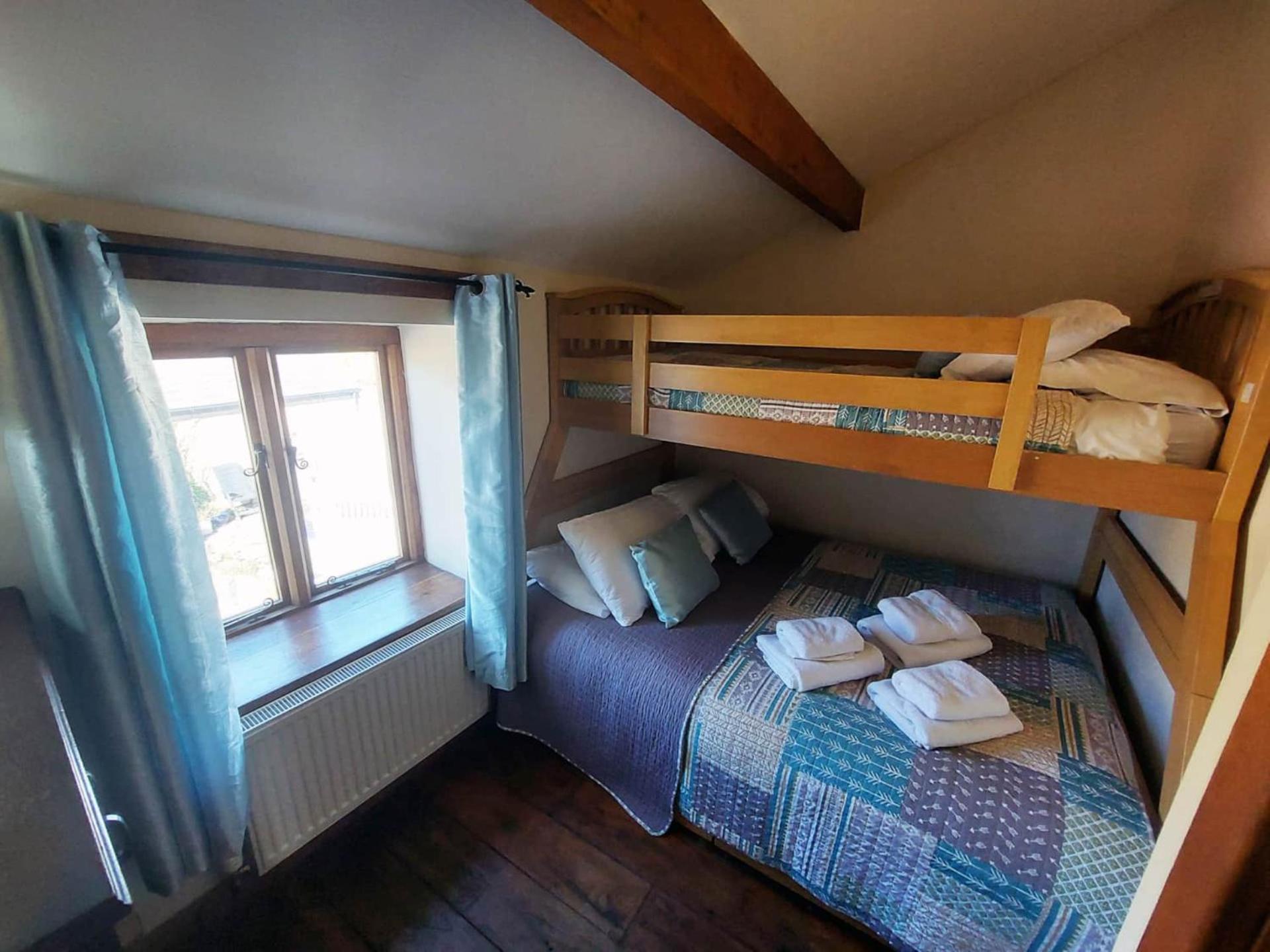 Villa The Shippon Barn - A Delightful Haven For Families à Wirral Extérieur photo